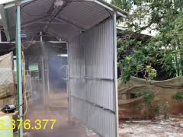 Bộ phun sương tự động dùng khử trùng trang trại heo, lợn - Có gắn cảm biến người và xe qua lại